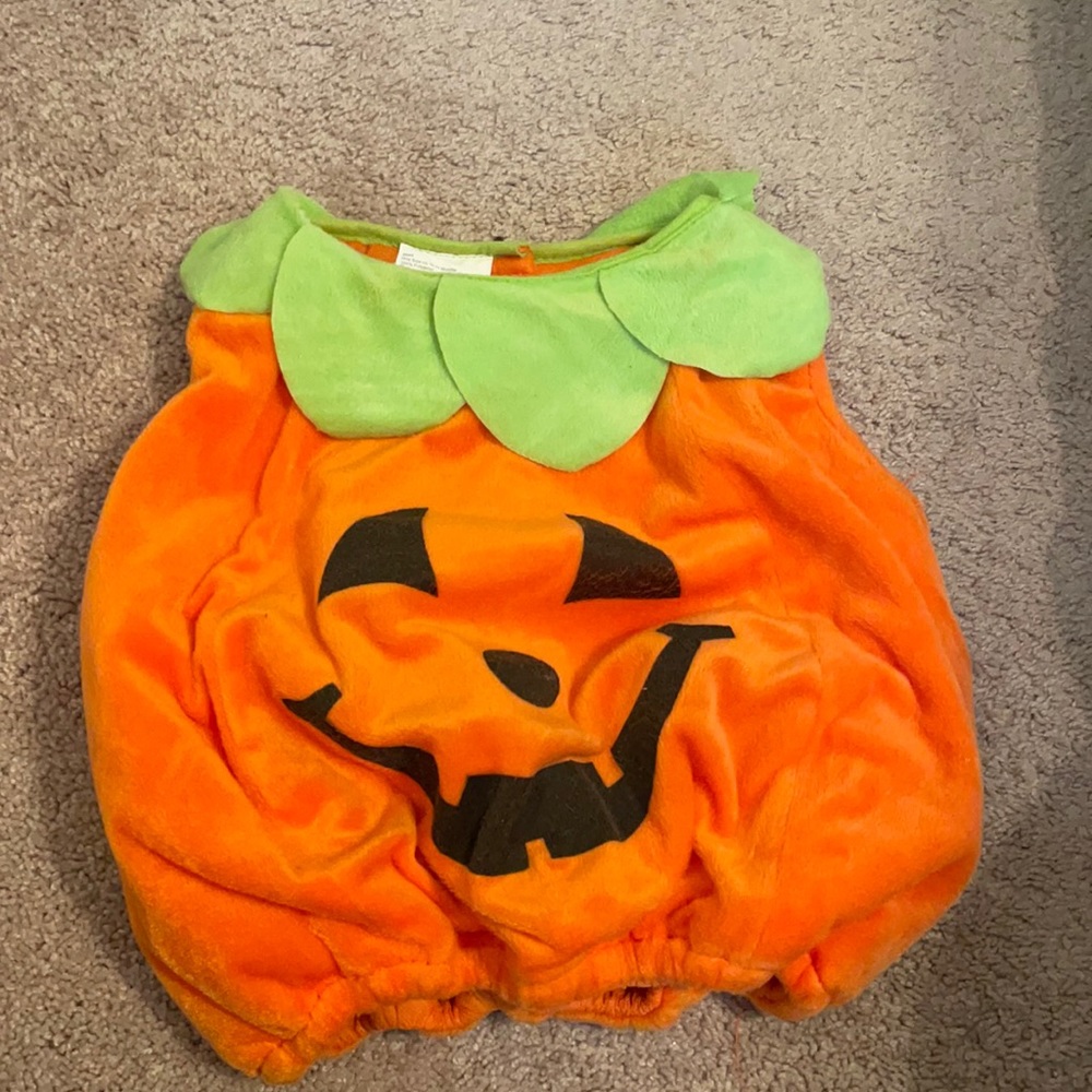 Pumpkin costume
